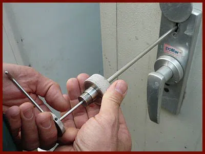 Locksmith Lock Store Bedford, MA 781-205-0872 - 5-lock-opening